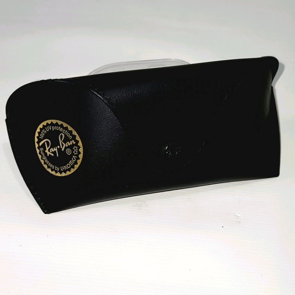 Ray-Ban sunglasses snap case